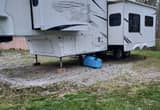 2007 Keystone Montana camper