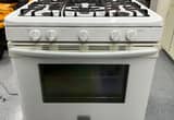 Frigidaire Gas Stove 30-in 5 Burners