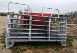 Round pens 5ft tall & 6ft tall corrals