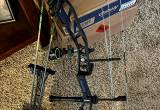 Elite Basin Compound Bow and Target