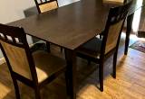 kitchen table/ chairs