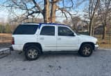 2006 chevy tahoe 5.3 4x4 auto part out