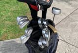 Tommy Armour Men' s RH Golf Set