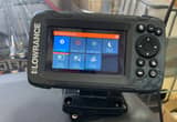 lowrance hook 2 fishfinder