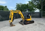 20hp Excavator With Hydraulic Thumb