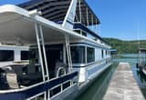 2000 Jamestowner houseboat 15x64