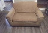 love seat / fold out sleeper