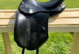 dressage saddle