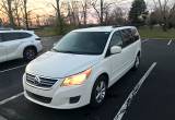 2011 Volkswagen Routan SE with RSE and N
