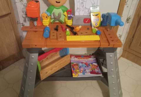 Handy Manny toolbench with tools - $50 in Livingston TN - LSN